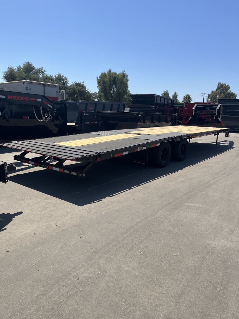 New 2026 MAXX-D YDX10232 Flatbed Trailer