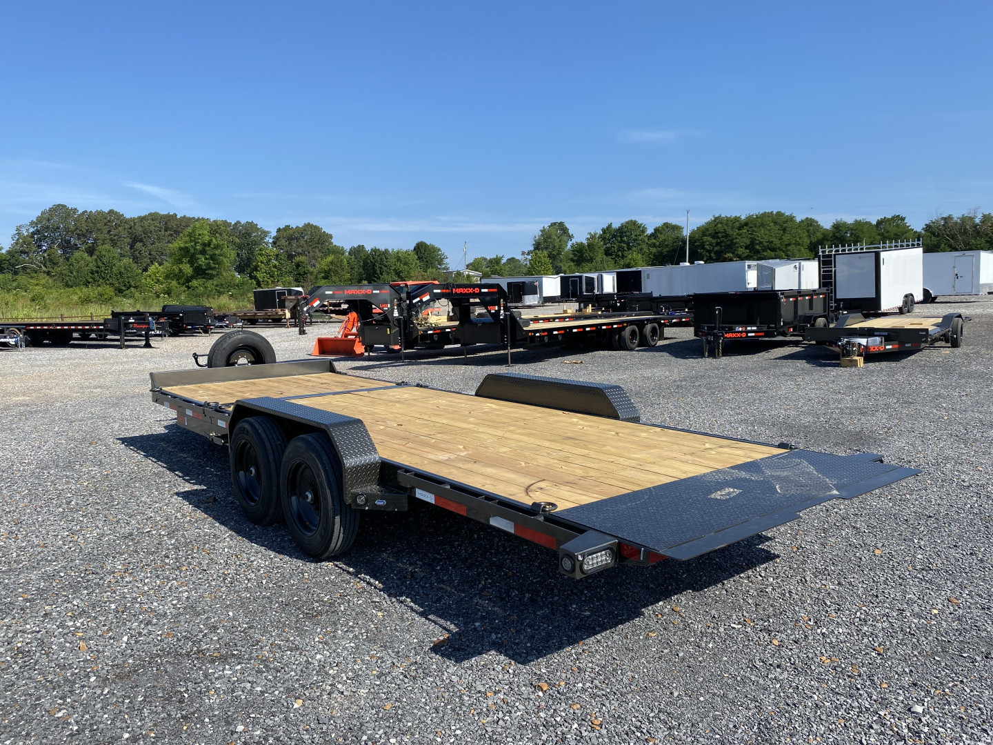 New 2026 MAXXD 83" X 22' 17.5K Tilt Equipment Trailer