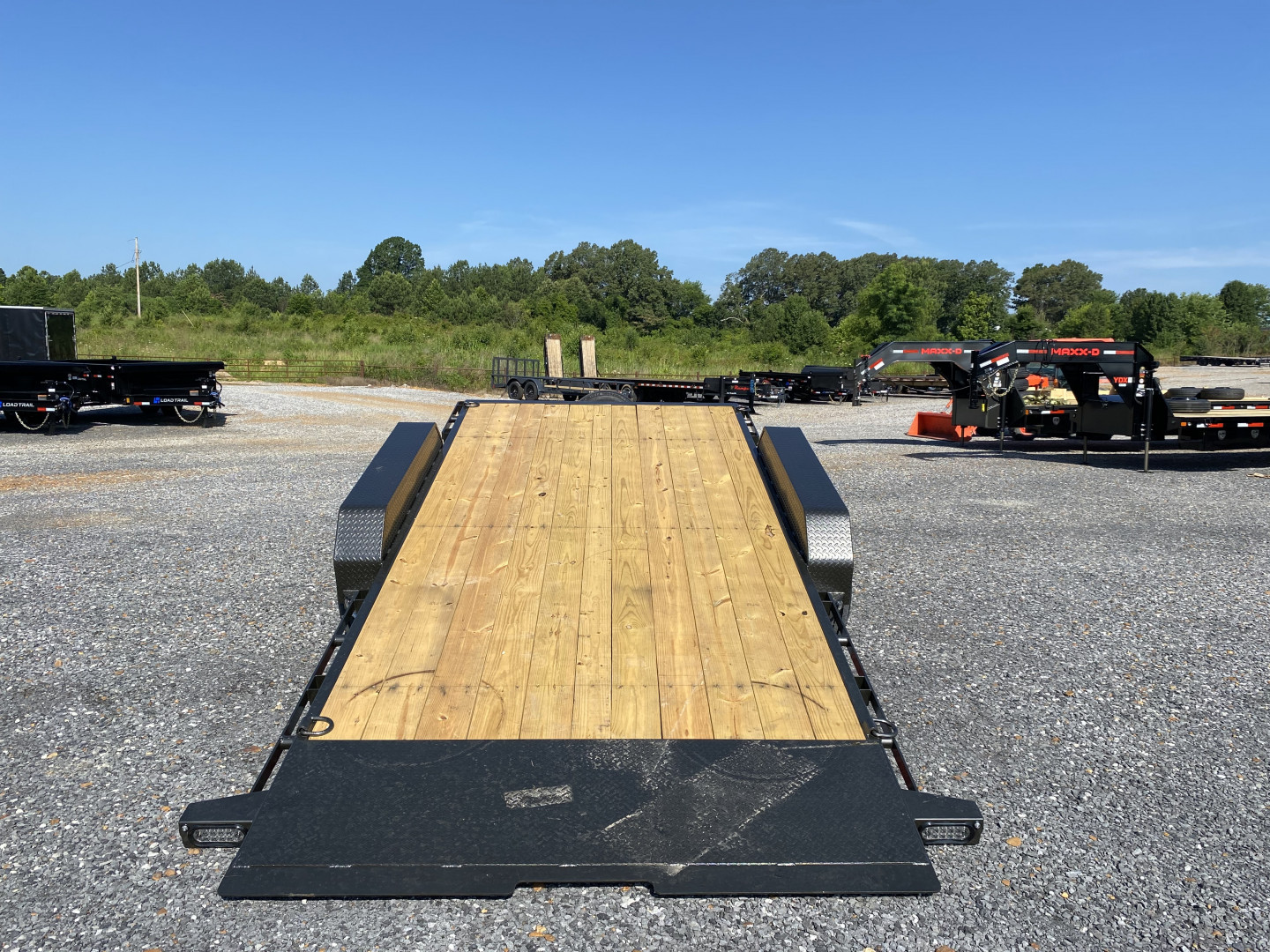 New 2026 MAXXD 83" X 22' 17.5K Tilt Equipment Trailer