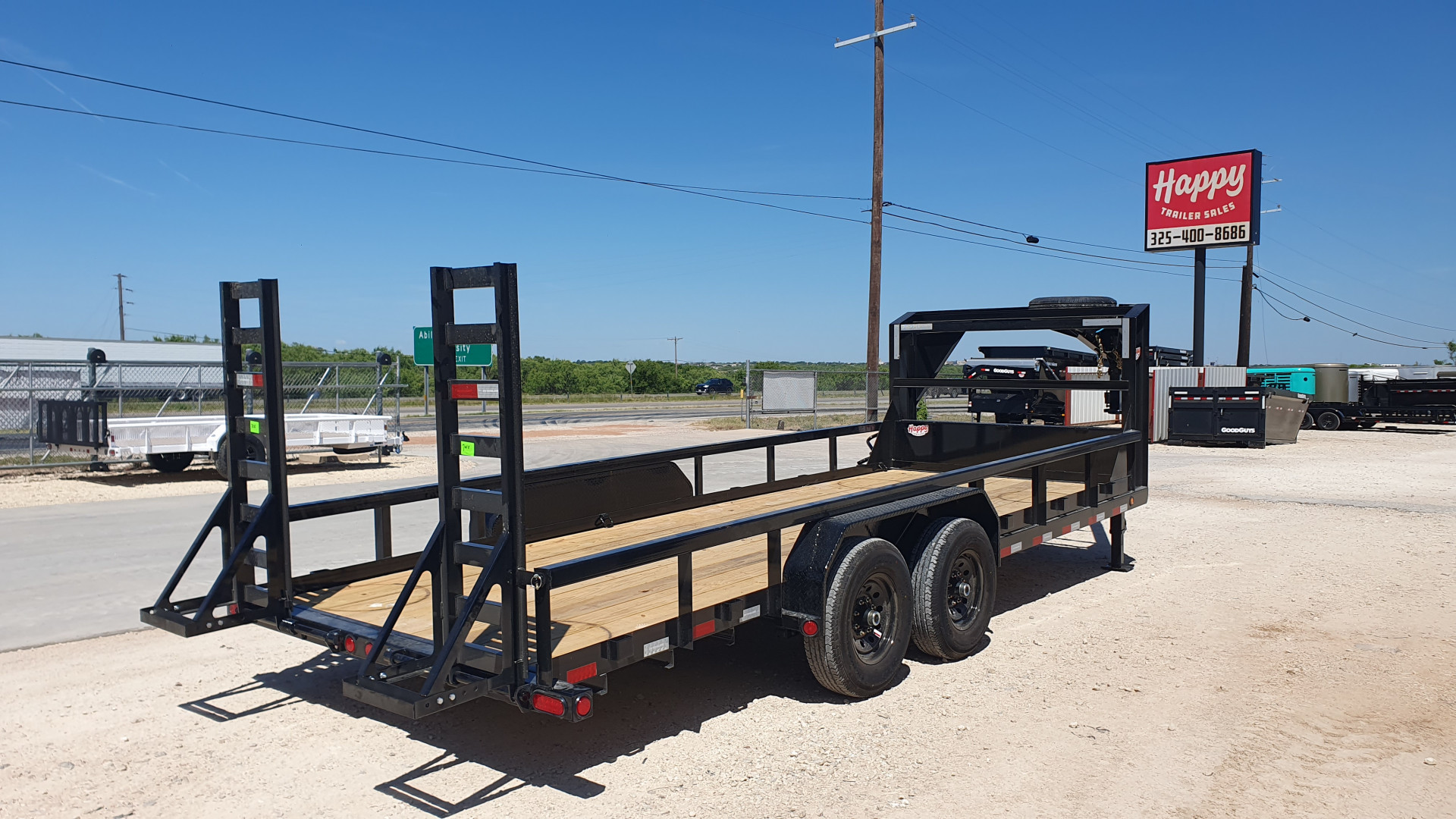 New 2026 PJ 83"x20' Gooseneck Angle Pipetop Trailer – P8