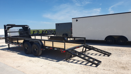 New 2026 PJ 83"x20' Gooseneck Angle Pipetop Trailer – P8