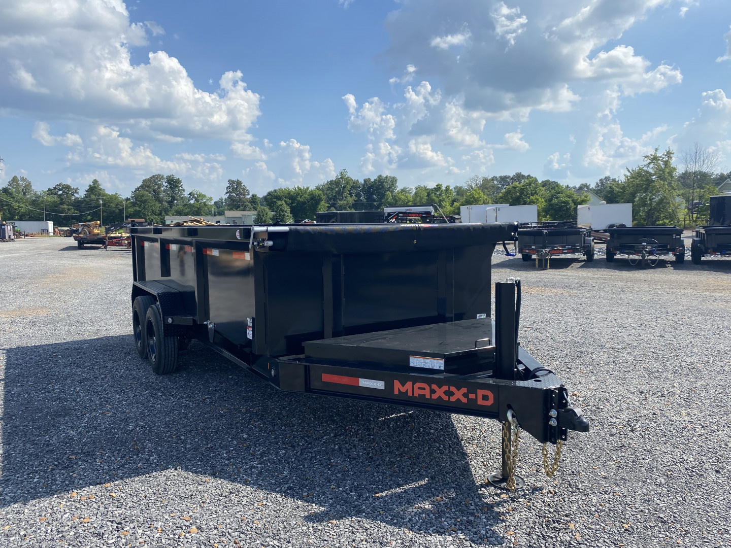 New 2026 MAXXD Dump Trailer | 83" x 16' 17.5K GVWR
