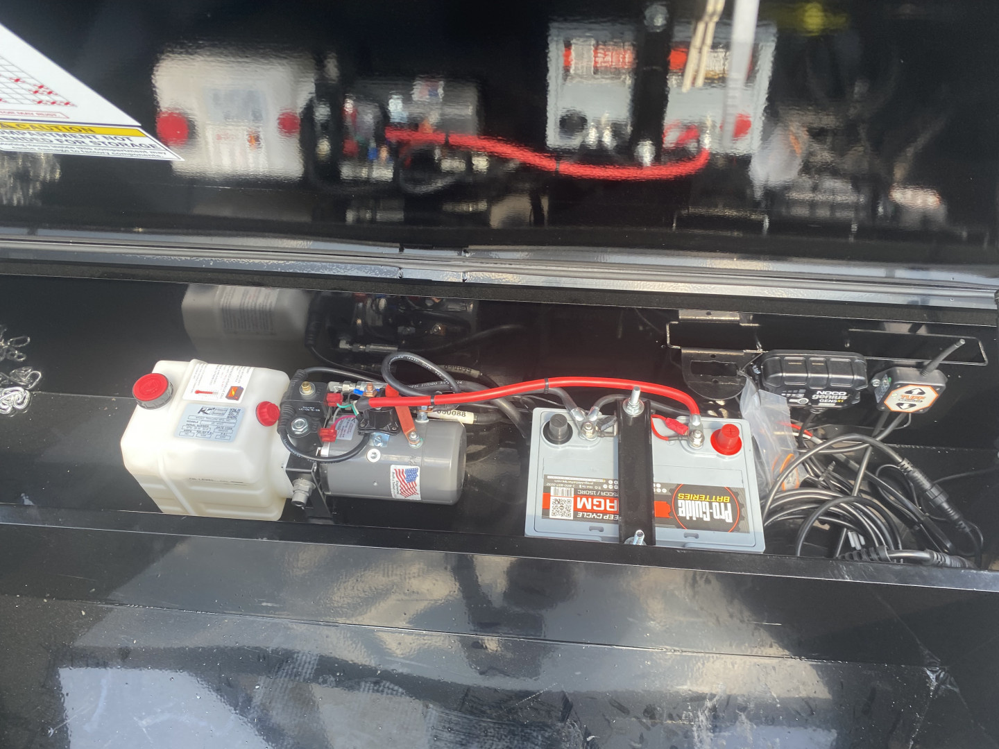 New 2026 MAXXD Dump Trailer | 83" x 16' 17.5K GVWR