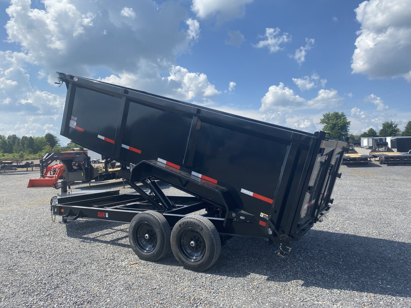 New 2026 MAXXD Dump Trailer | 83" x 16' 17.5K GVWR