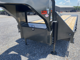 New 2026 MAXXD 102"X30' 25K Gooseneck Flatbed Trailer *ENGINEERED FRAME*