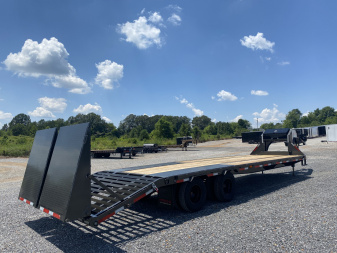 New 2026 MAXXD 102"X30' 25K Gooseneck Flatbed Trailer *ENGINEERED FRAME*