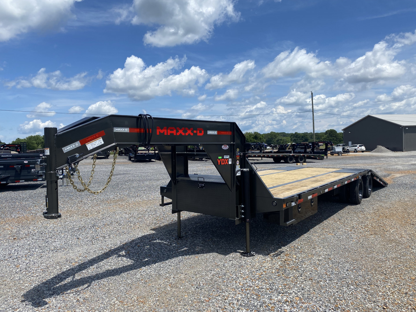 New 2026 MAXXD 32' x 102" 30k Hyd Dove Gooseneck Trailer
