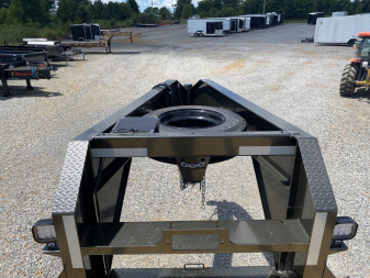 New 2026 MAXXD 32' x 102" 30k Hyd Dove Gooseneck Trailer