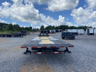New 2026 MAXXD 32' x 102" 30k Hyd Dove Gooseneck Trailer