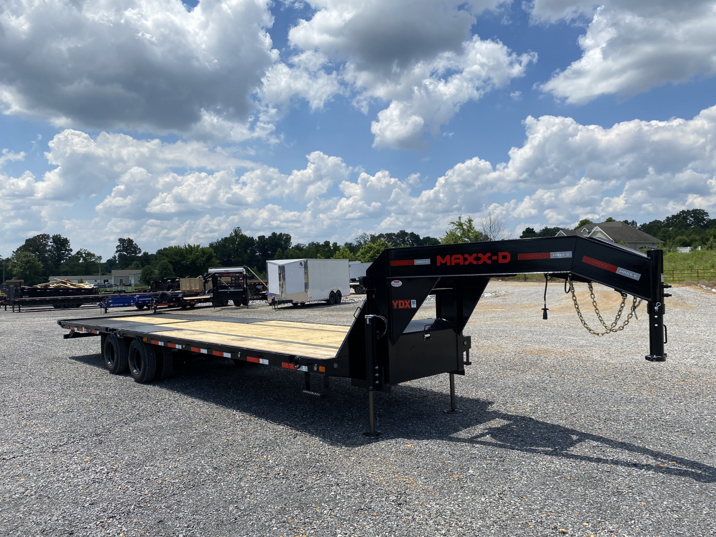 New 2026 MAXXD 32' x 102" 30k Hyd Dove Gooseneck Trailer