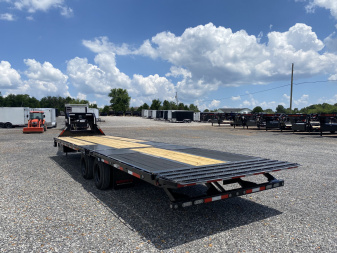 New 2026 MAXXD 32' x 102" 30k Hyd Dove Gooseneck Trailer