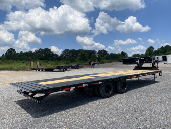 New 2026 MAXXD 32' x 102" 30k Hyd Dove Gooseneck Trailer