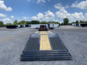 New 2026 MAXXD 32' x 102" 30k Hyd Dove Gooseneck Trailer