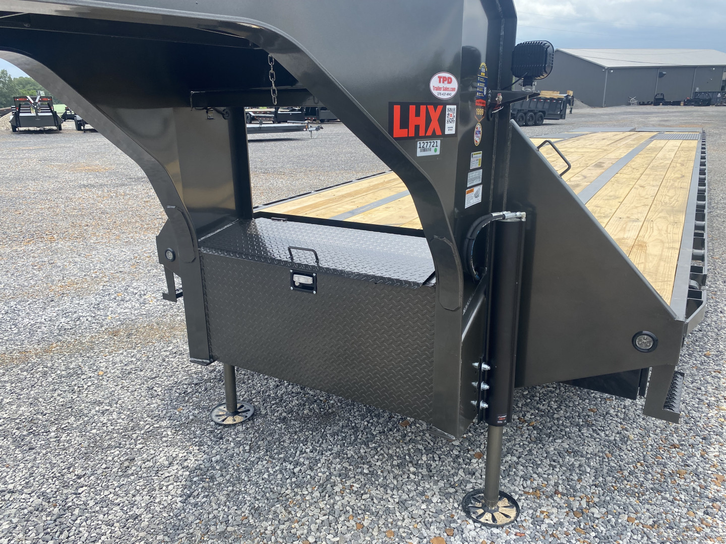 New 2026 MAXXD 102"X40' 40K *ENGINEERED FRAME* Gooseneck Flatbed Trailer