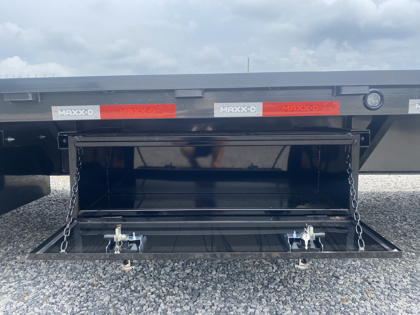 New 2026 MAXXD 102"X40' 40K *ENGINEERED FRAME* Gooseneck Flatbed Trailer