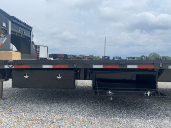 New 2026 MAXXD 102"X40' 40K *ENGINEERED FRAME* Gooseneck Flatbed Trailer