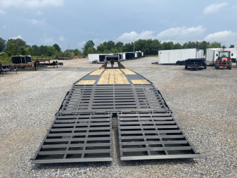 New 2026 MAXXD 102"X40' 40K *ENGINEERED FRAME* Gooseneck Flatbed Trailer