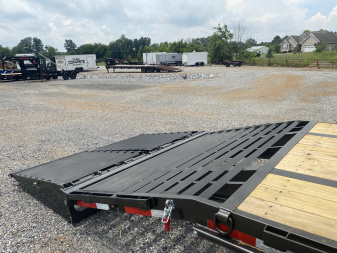 New 2026 MAXXD 102"X40' 40K *ENGINEERED FRAME* Gooseneck Flatbed Trailer