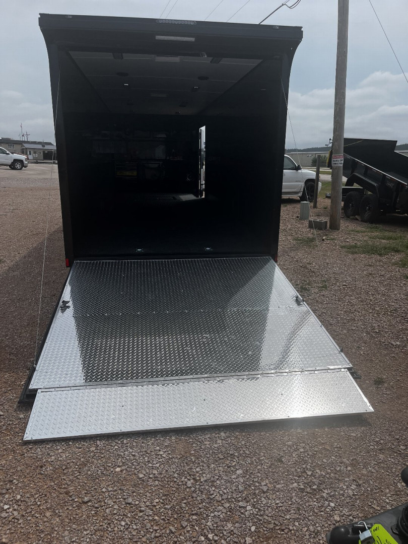 New 2025 CONTINENTAL CARGO RACER 8.5X28 Car / Racing Trailer