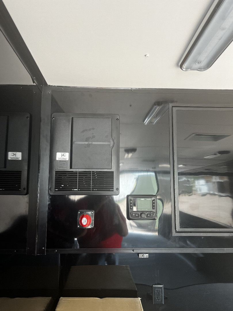 New 2025 CONTINENTAL CARGO RACER 8.5X28 Car / Racing Trailer