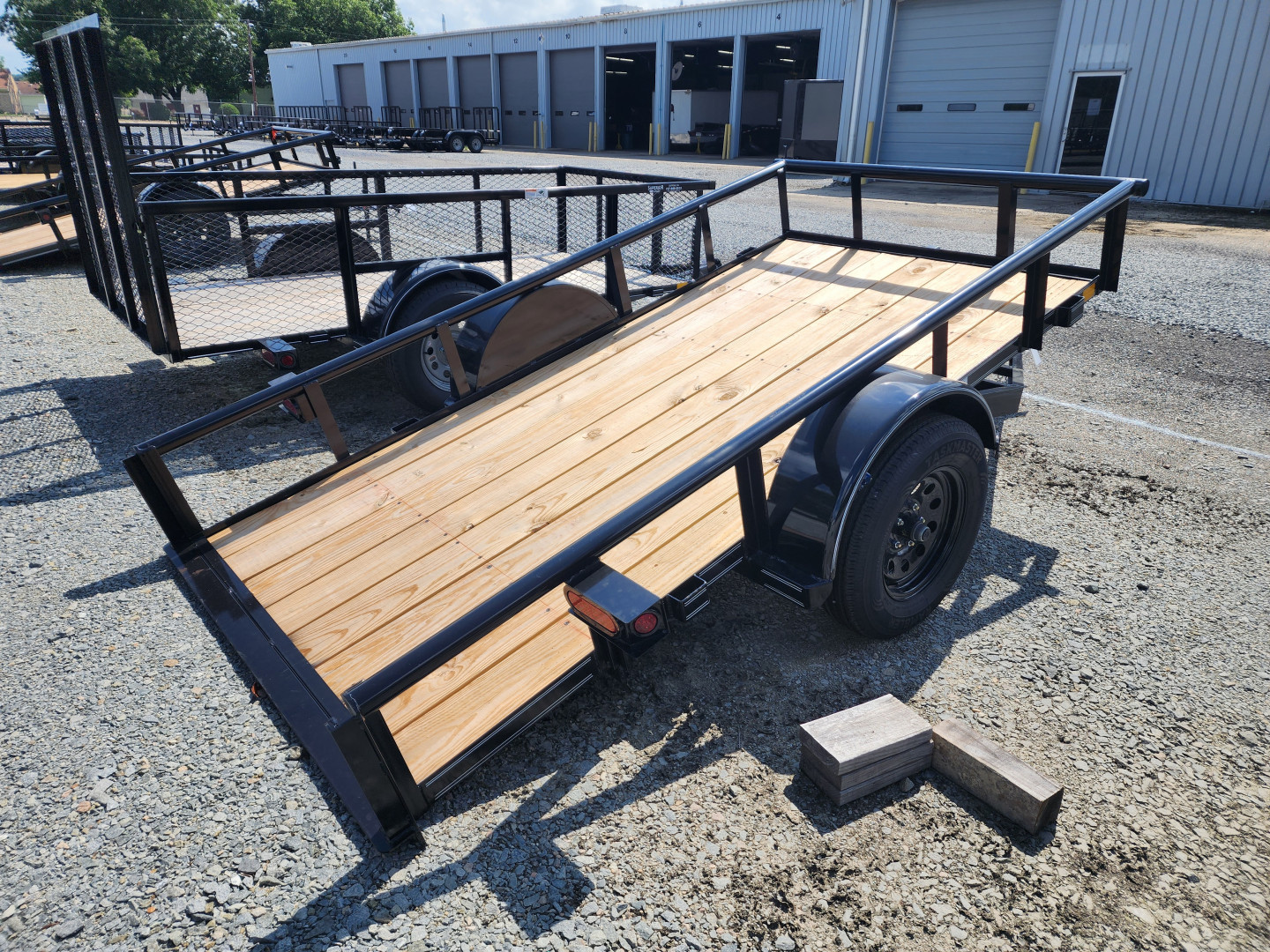 New 2025 Texas Bragg Trailers 5X10P Tilt Tilt Trailer