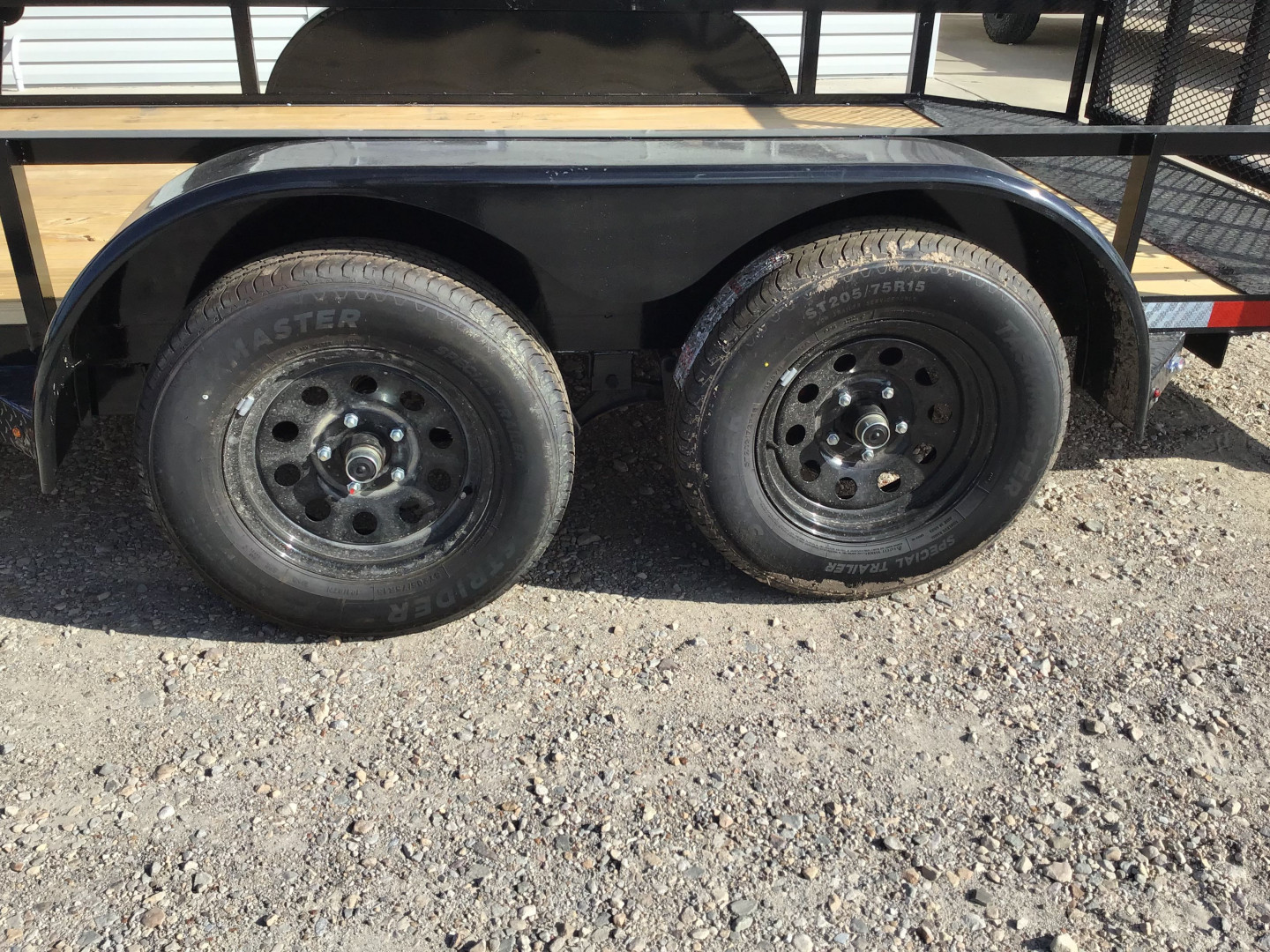 New 2025 X-On 83"x16' Tandem Axle Utility Trailer - U6