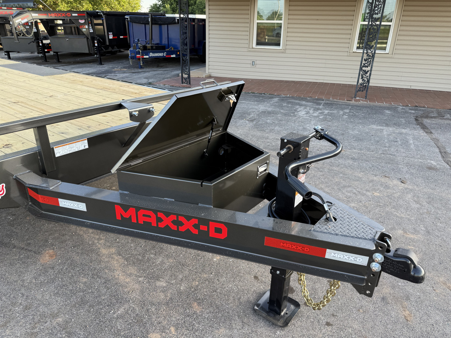 New 2026 MAXX-D 102”x20’ BP Deckover Flatbed – DOX
