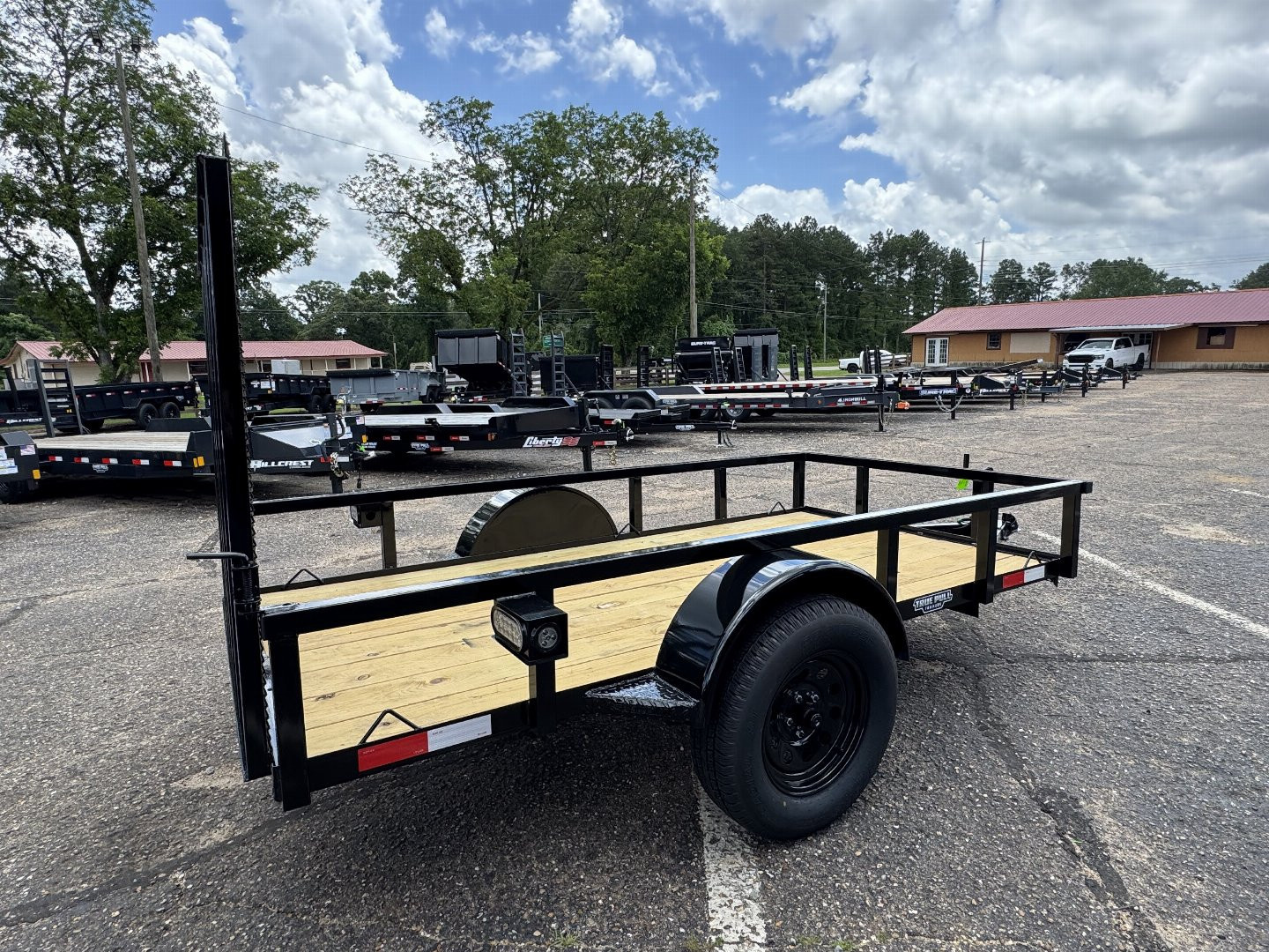 New 2025 Blazer 5x10 Utility Trailer(7UBBU101XSU007800)