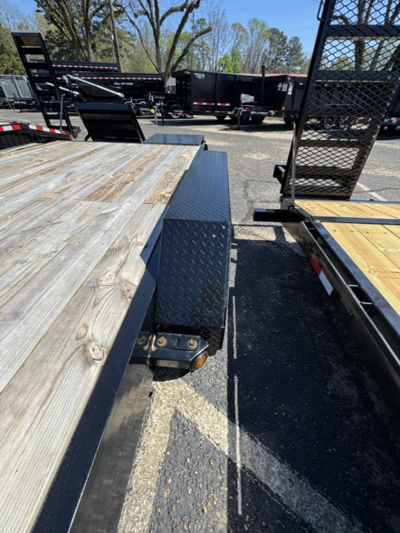 New Liberty 83'x20' 14k Equipment Hauler(5M4LE2027SF043564)