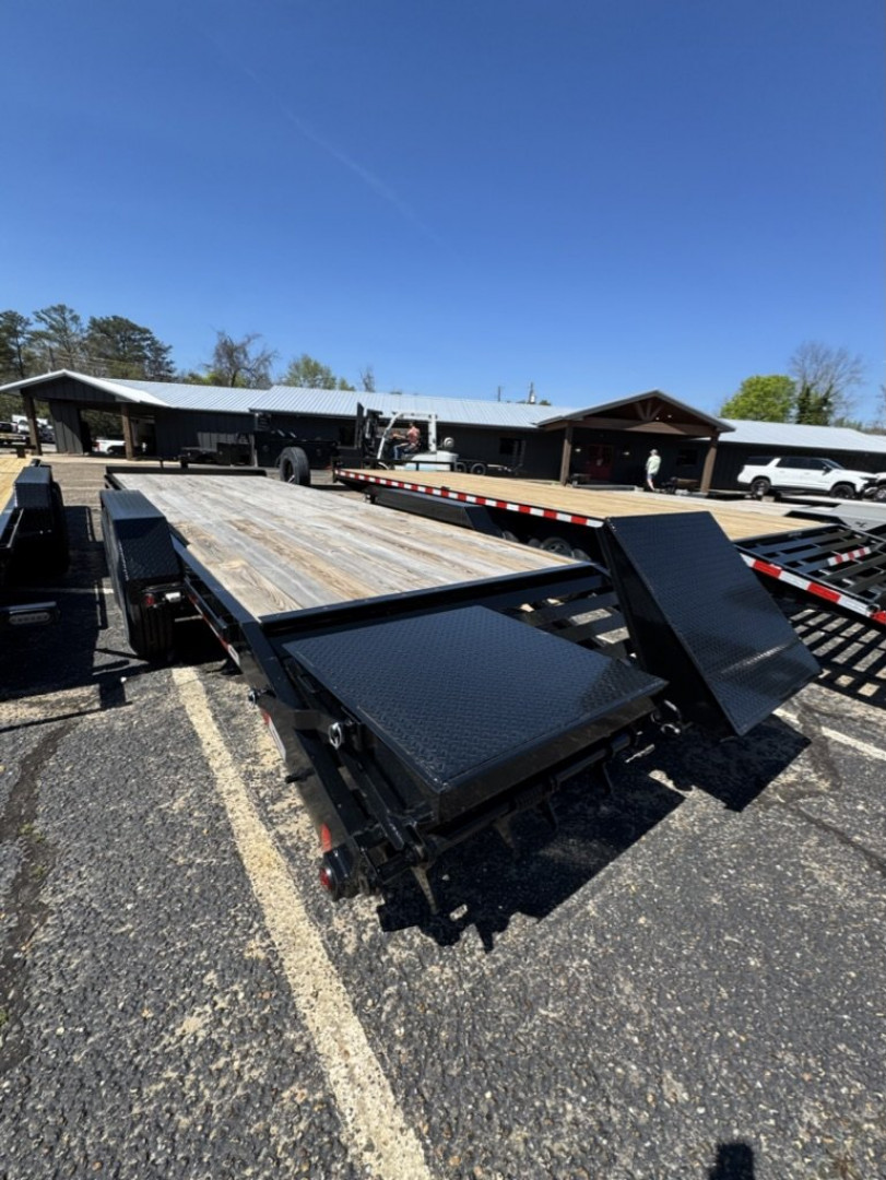 New Liberty 83'x20' 14k Equipment Hauler(5M4LE2027SF043564)