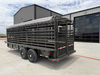 New 2025 Delco 6'8"x20' GN Bar Top Livestock Trailer - B8 Cattleman