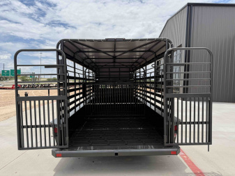 New 2025 Delco 6'8"x20' GN Bar Top Livestock Trailer - B8 Cattleman