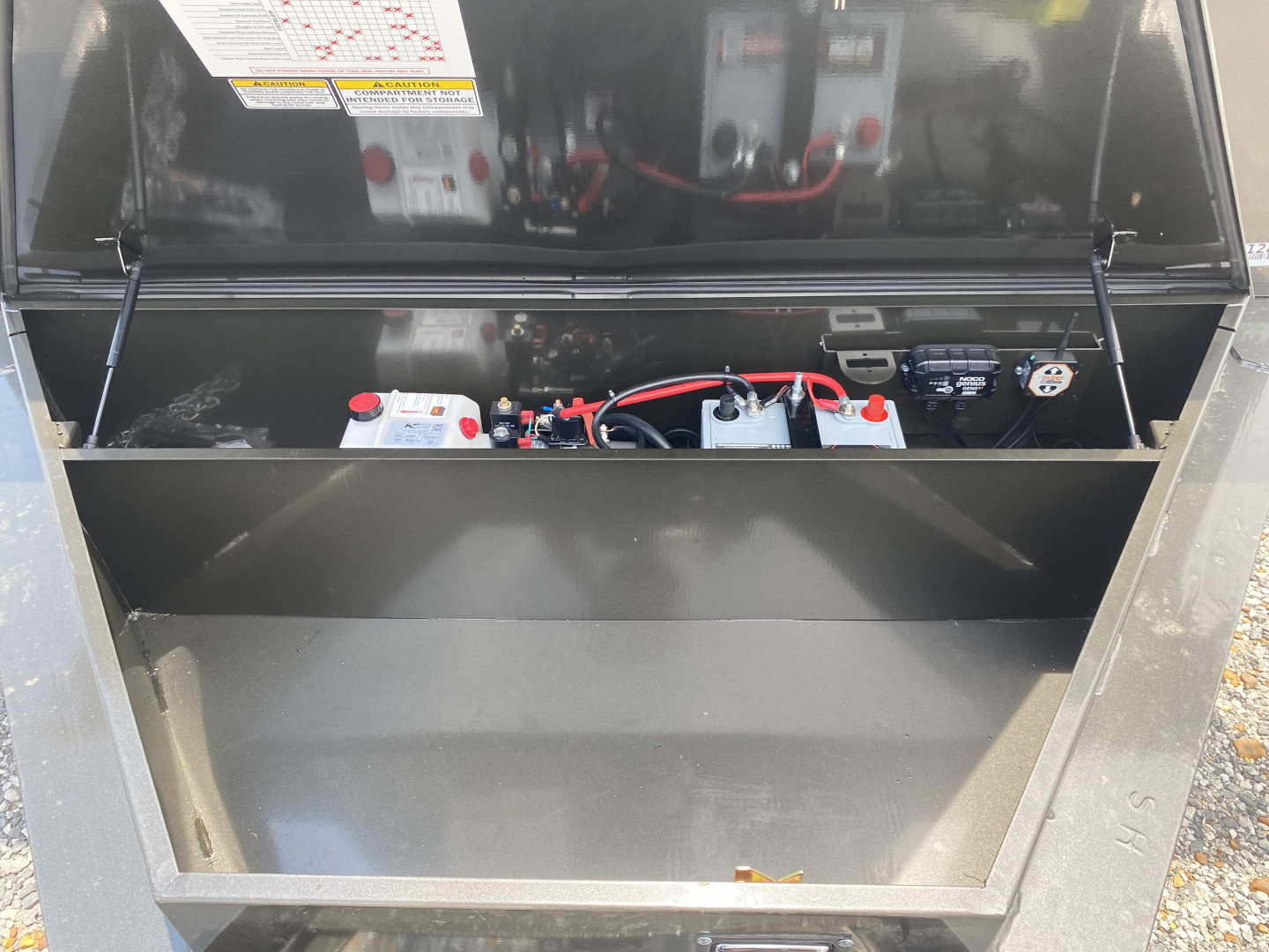 New 2026 MAXXD Dump Trailer | 14' x 83" 15.4K GVWR