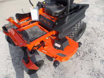 New 2025 BAD BOY ZT ELITE 60 BZS60FR730 Lawn Mowers