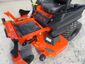 New 2025 BAD BOY ZT ELITE BZS54FR730 Lawn Mowers