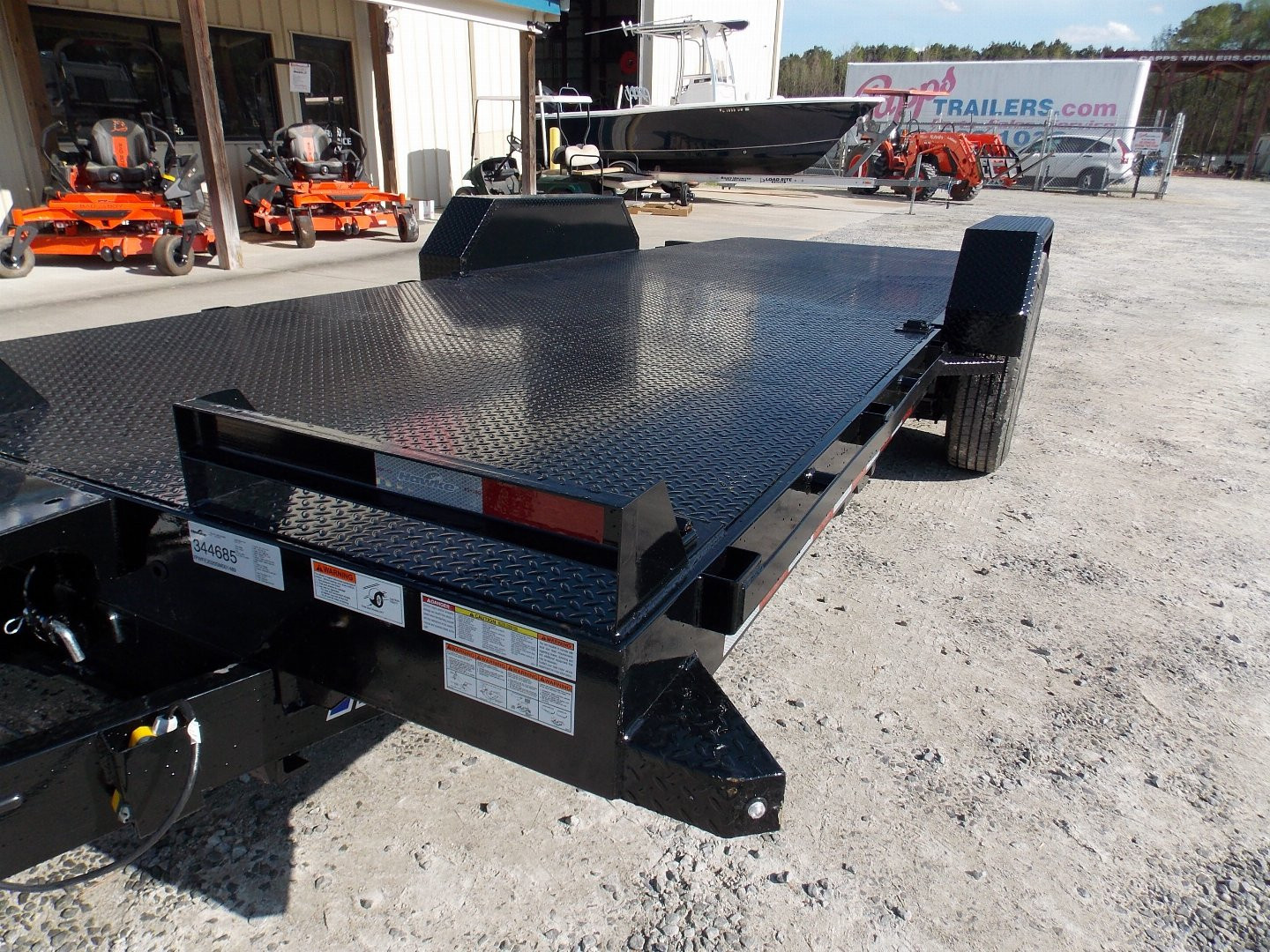 New 2025 Hawke Trailers FEQT-7K-20HD Tilt Trailer