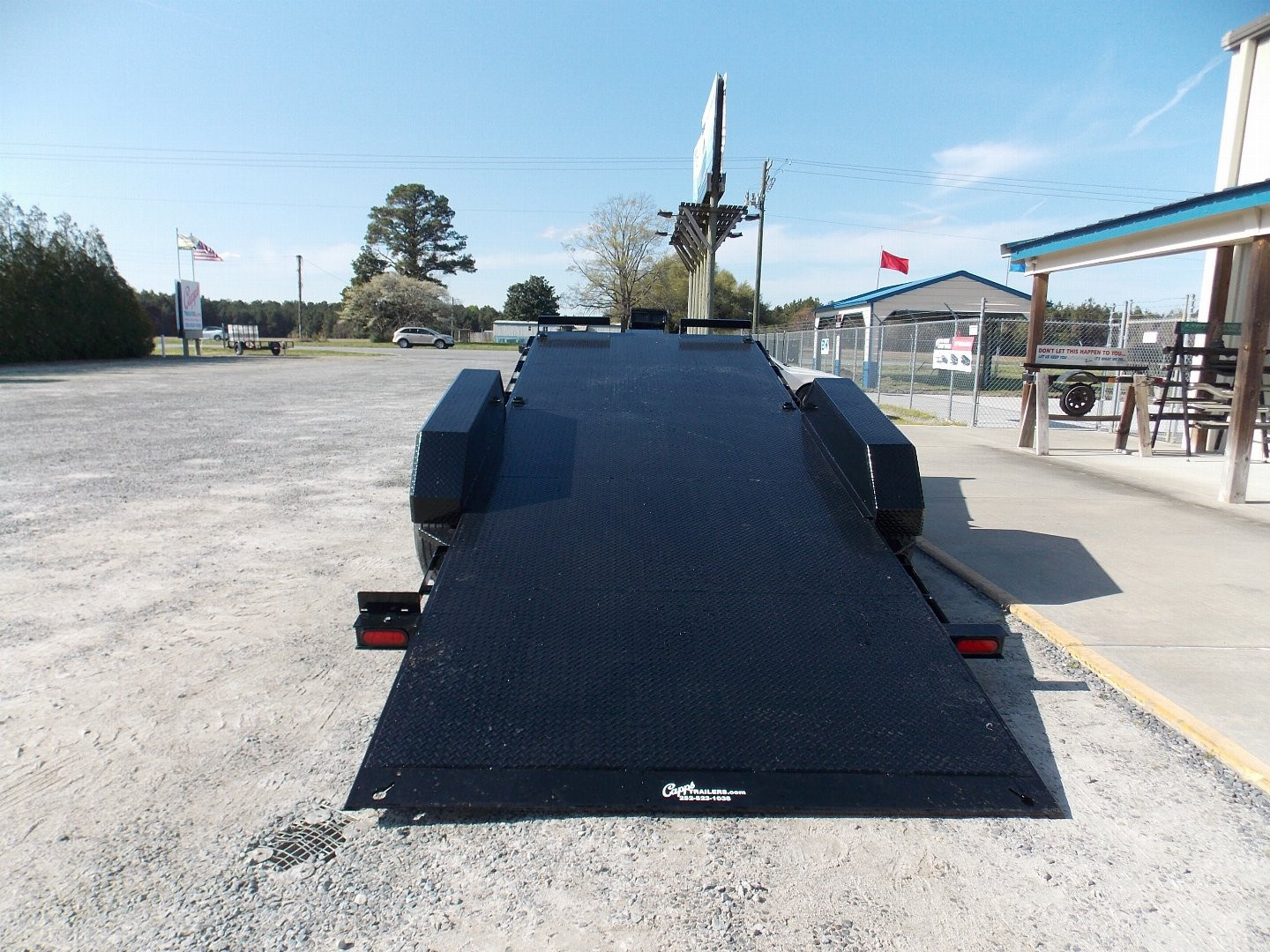 New 2025 Hawke Trailers FEQT-7K-20HD Tilt Trailer