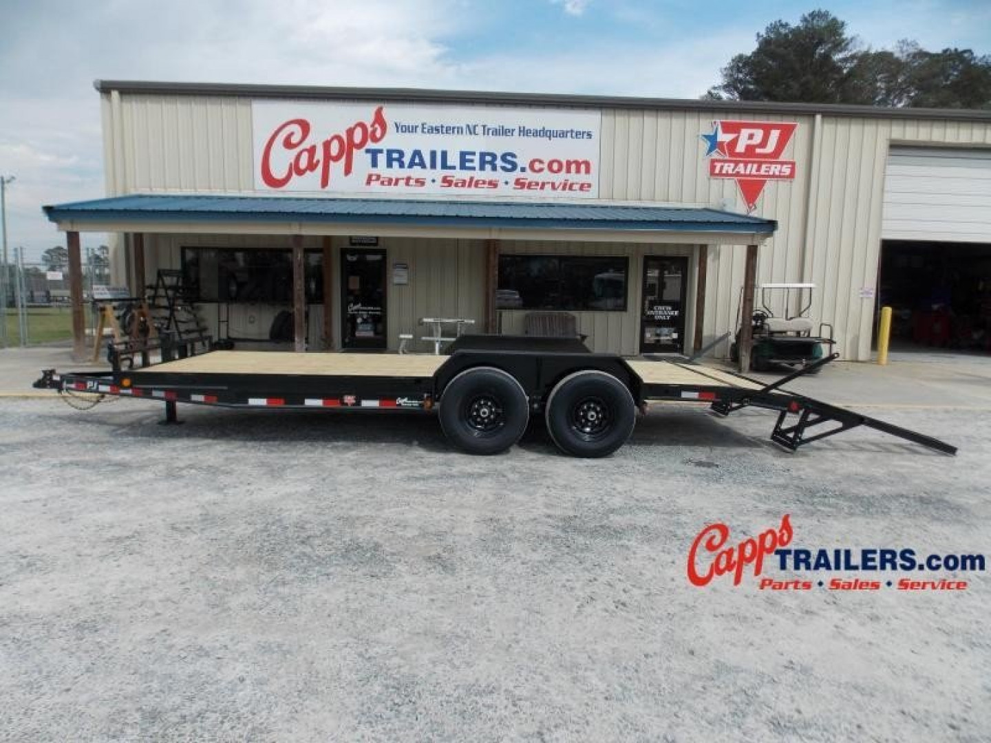 New 2025 PJ TRAILERS PJ CCJ2072BSBK-SRRR Equipment Trailer