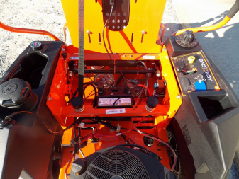 New 2025 Bad Boy Lawn Mowers BMZ4219BG