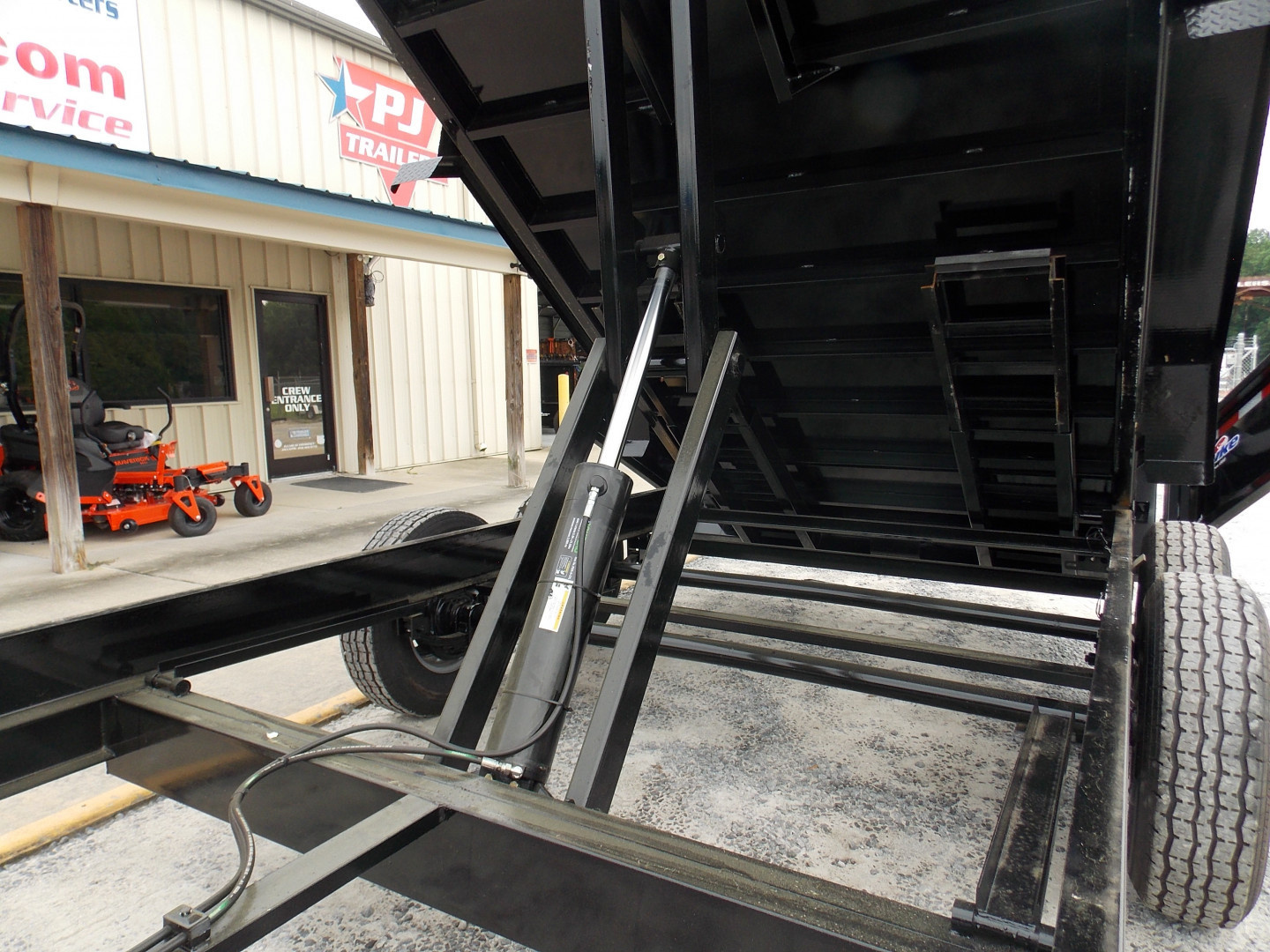 New 2025 Hawke Trailers FLPT-7K-7X16H Dump Trailer