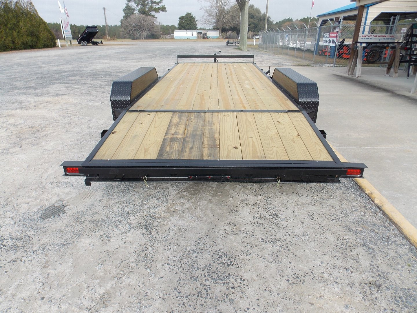 New 2025 TRIPLE CROWN TRAILERS TC CHWF7X2010K Car Hauler