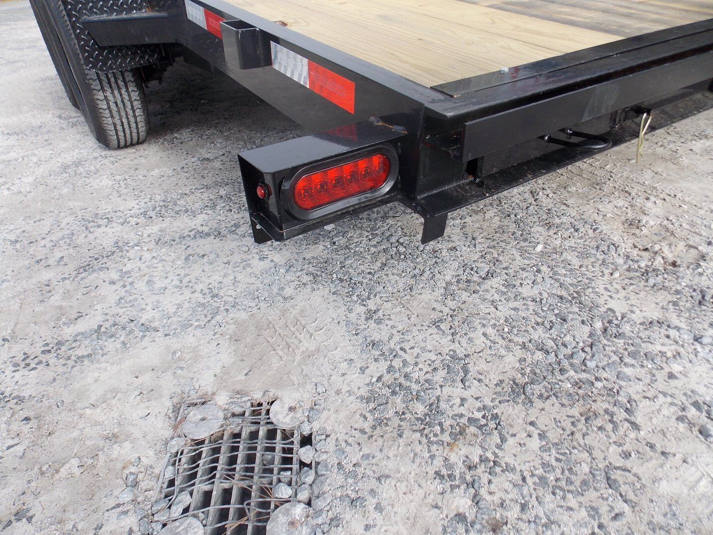 New 2025 TRIPLE CROWN TRAILERS TC CHWF7X2010K Car Hauler