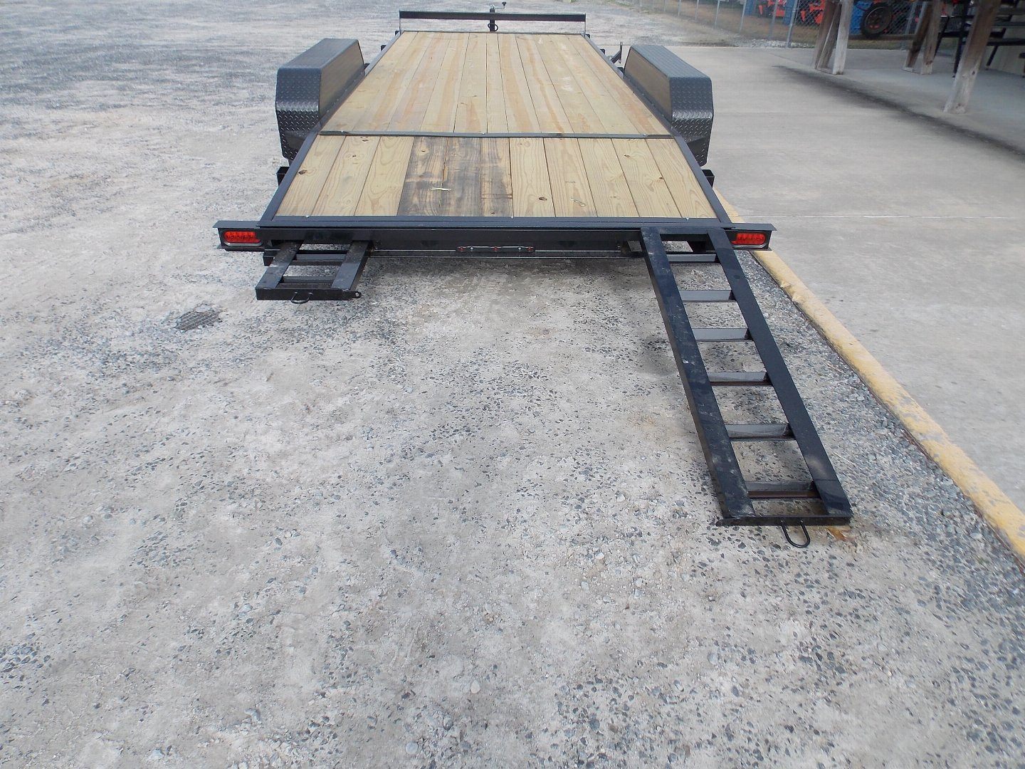 New 2025 TRIPLE CROWN TRAILERS TC CHWF7X2010K Car Hauler