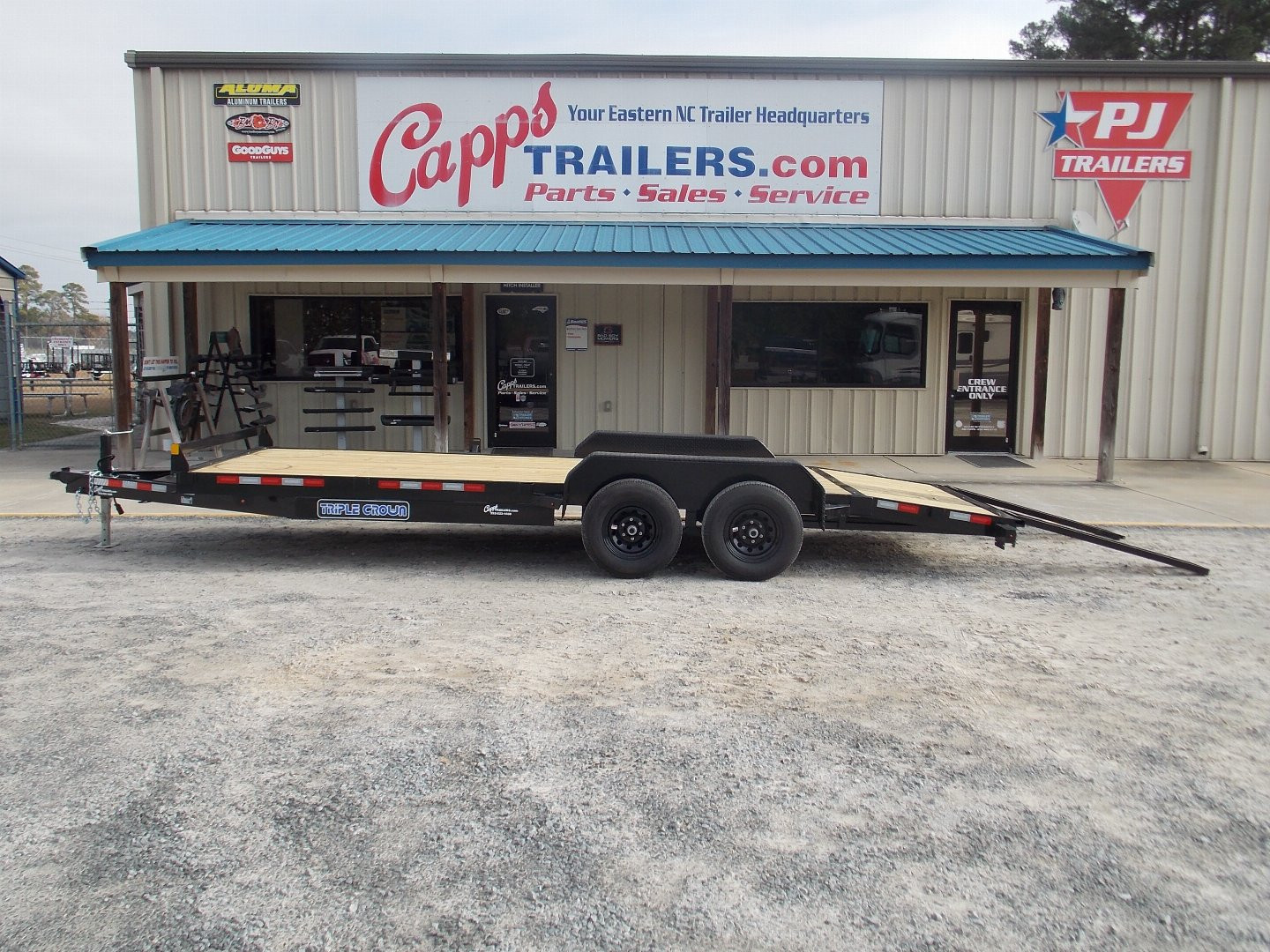 New 2025 TRIPLE CROWN TRAILERS TC CHWF7X2010K Car Hauler