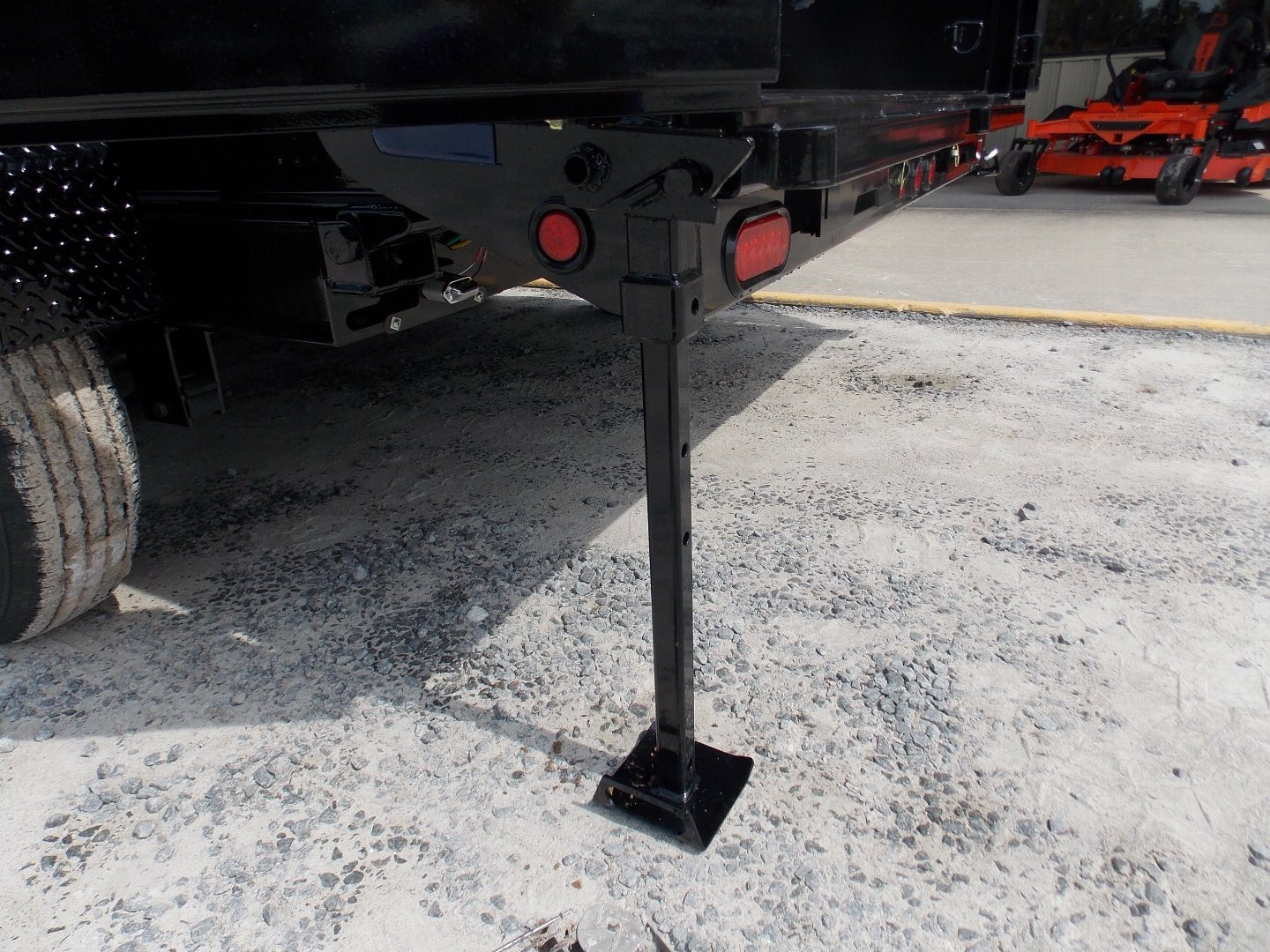 New 2025 PJ Trailers D7J1472BSSK Dump Trailer