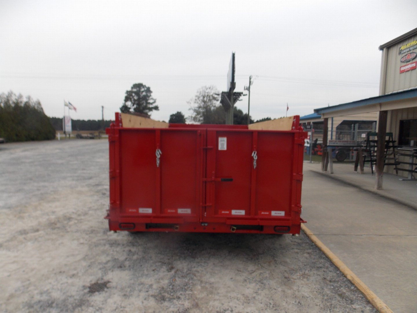 New 2025 LibertyLD14K83X14B8TSHS 83" X 14' High Side Telescopic Dump Trailer