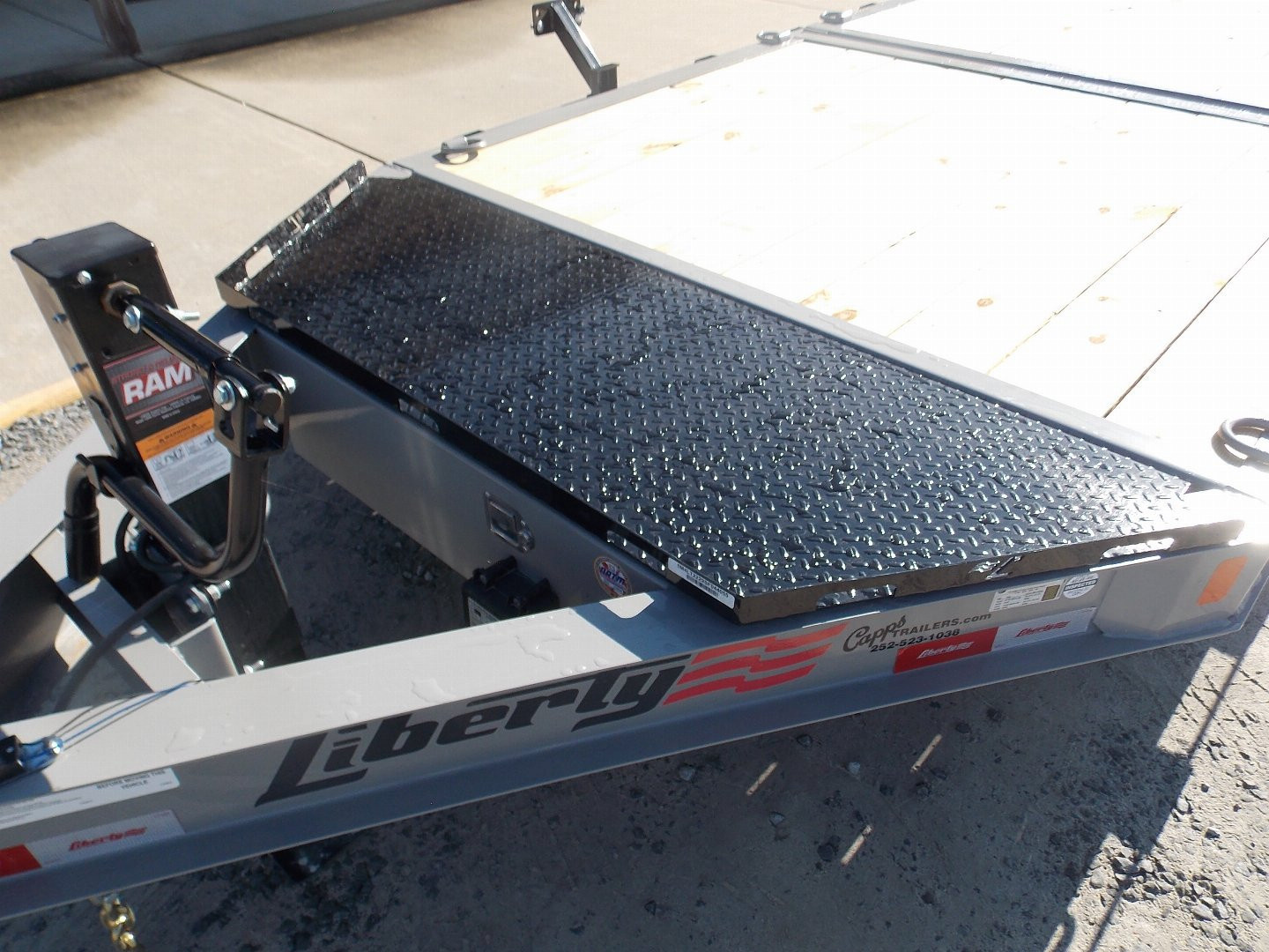 New 2026 Liberty LT14K83X22SPB8WF GRAY B/O Tilt Trailer