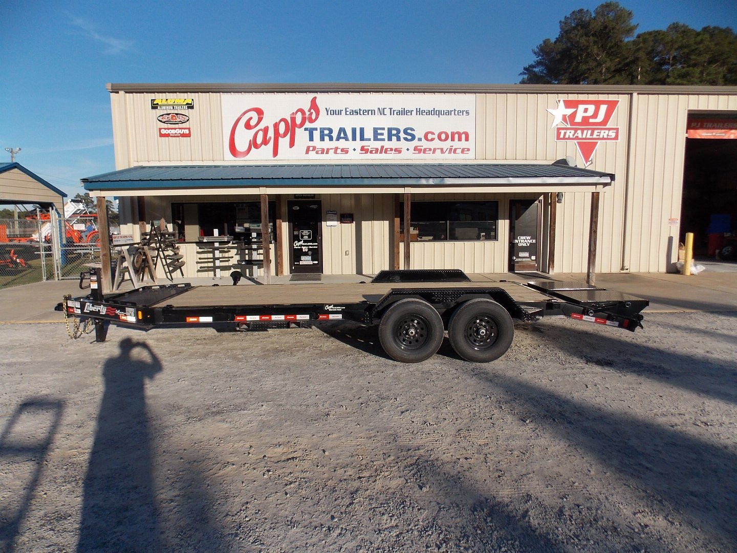 New 2025 Liberty LE14K83B820MR Equipment Trailer