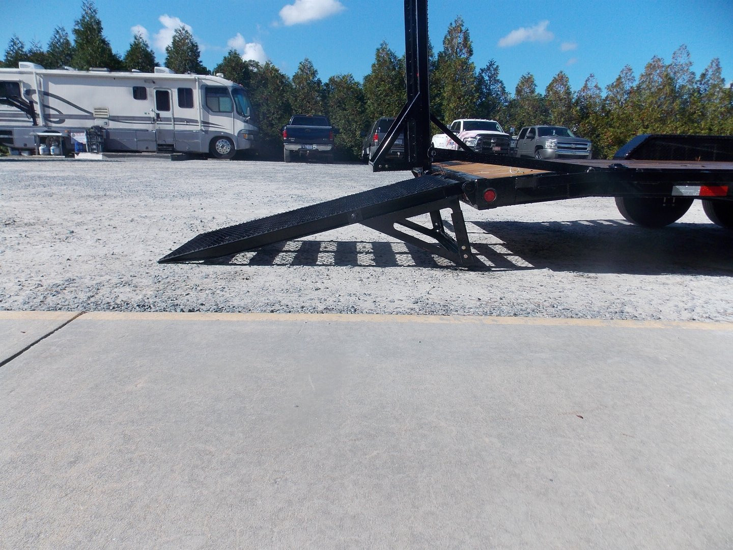 New 2026 PJ Trailers PJ CCT24K2BSDK-SP09-SRRR Equipment Trailer