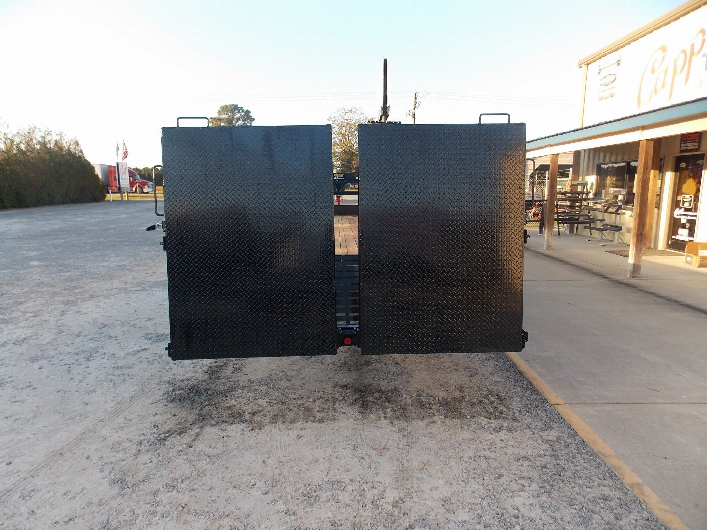 New 2025 PJ Trailers PJ LSQ2872BSWK Deckover Trailer